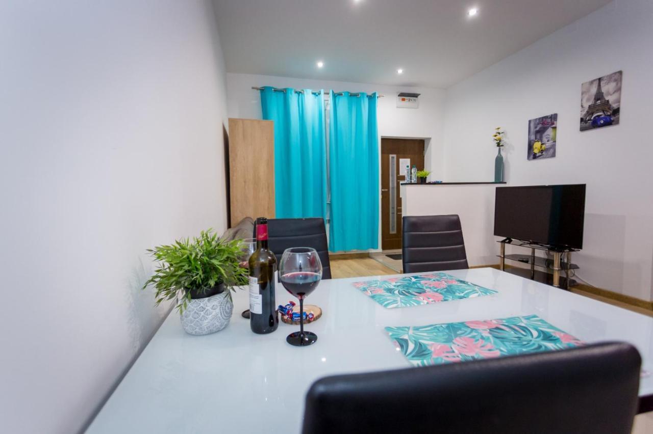 Centrum Red Apartament Apartment Валбжих Екстериор снимка